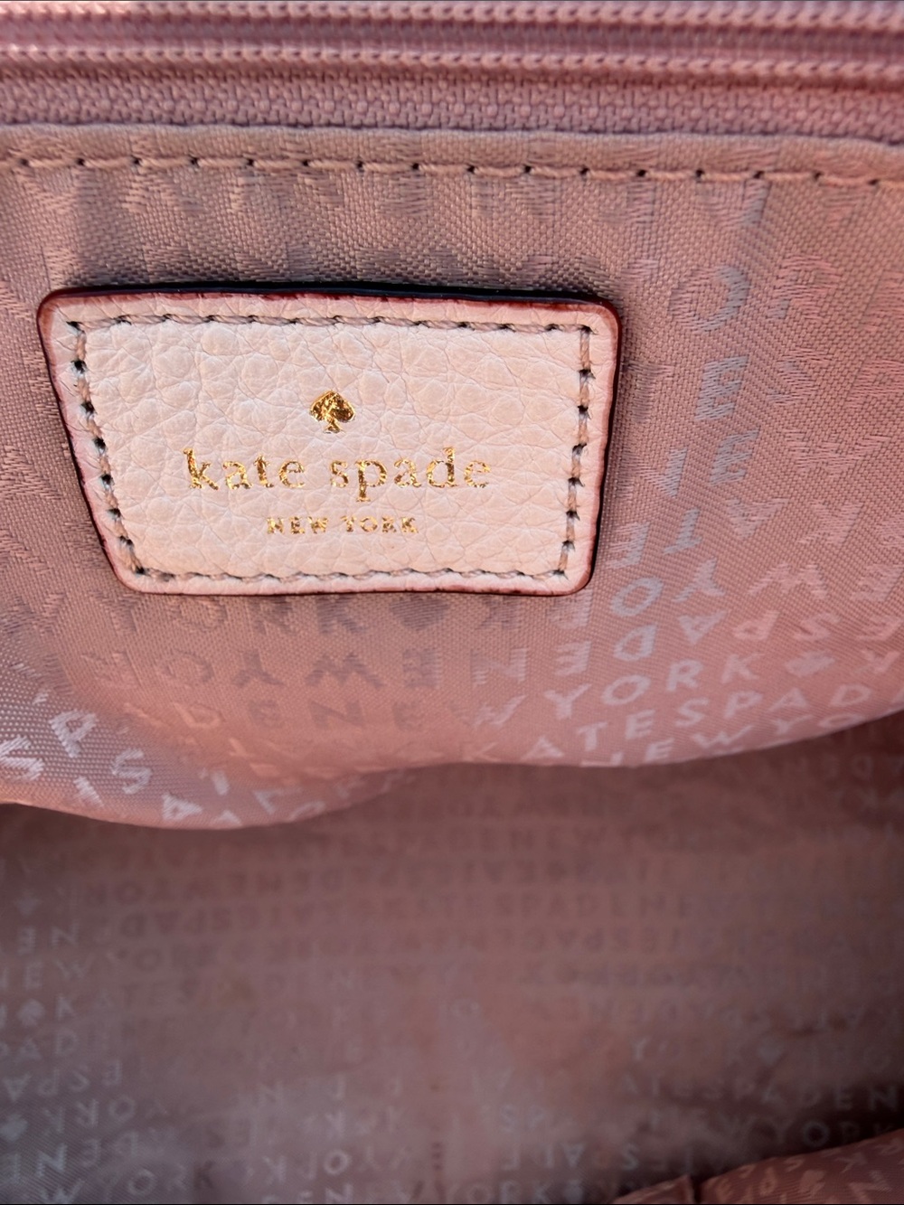 *ITEM BUNDLE* kate spade Pebbled Pink Satchel, bag charm & Kurt Geiger sunnies! - Picture 12 of 13